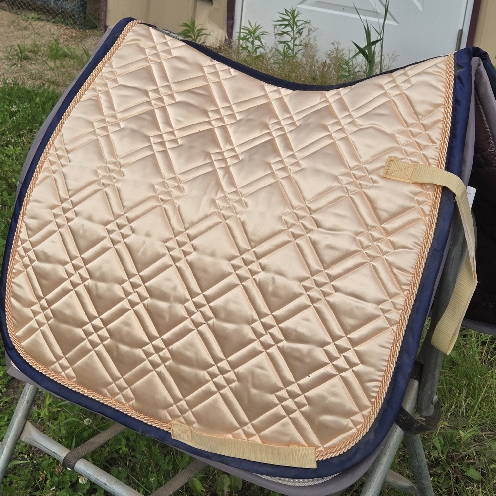 Eskadron dressage pad